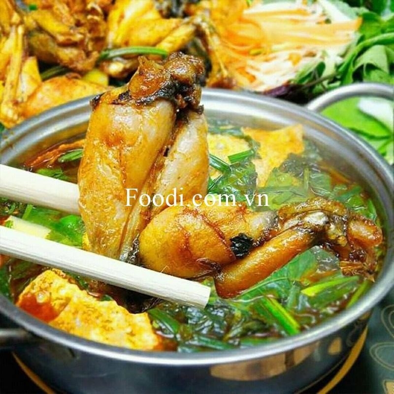 Món ngon quận Ba Đình là Lẩu ếch Hà My, một món ăn đặc trưng của khu vực này, với hương vị thơm ngon và độc đáo.