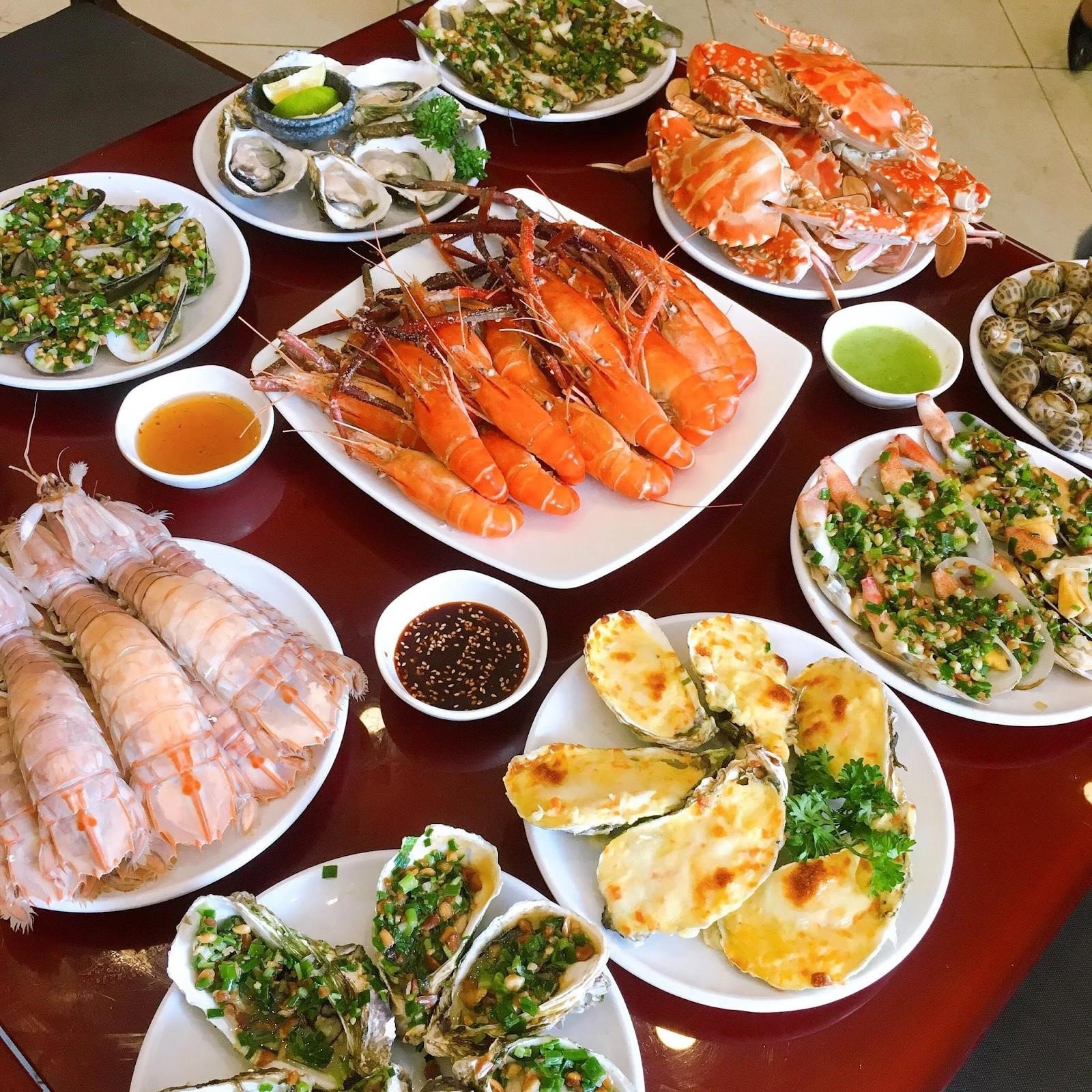 Các món hải sản hấp dẫn của Hải sản Sầm Sơn thu hút sự quan tâm từ người dùng.