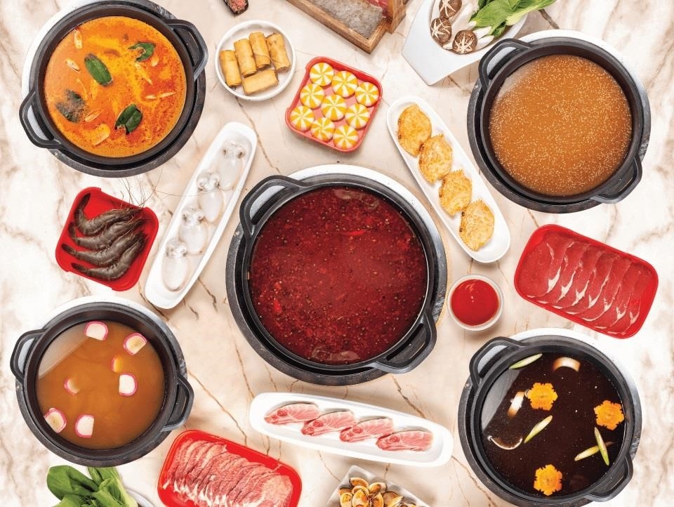 Hotpot Story là một nhà hàng nổi tiếng với món lẩu truyền thống Trung Quốc, nơi bạn có thể thưởng thức những món ăn ngon, hương vị đậm đà và trò chuyện vui vẻ với bạn bè và gia đình.